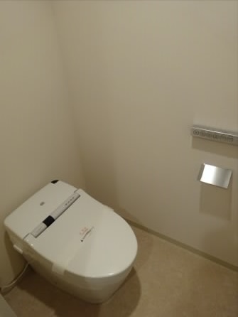 トイレ　同物件別号室の参考写真です。