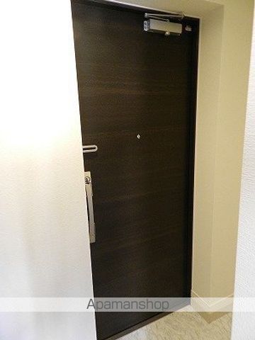 東急目黒線 西小山駅 徒歩3分 5階建 築13年の玄関写真