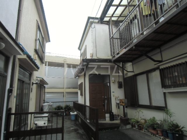 生麦貸家の外観写真