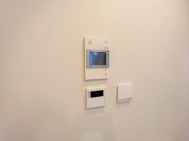 セキュリティ　来客の顔が見えて安心！TVモニターホン付きです♪