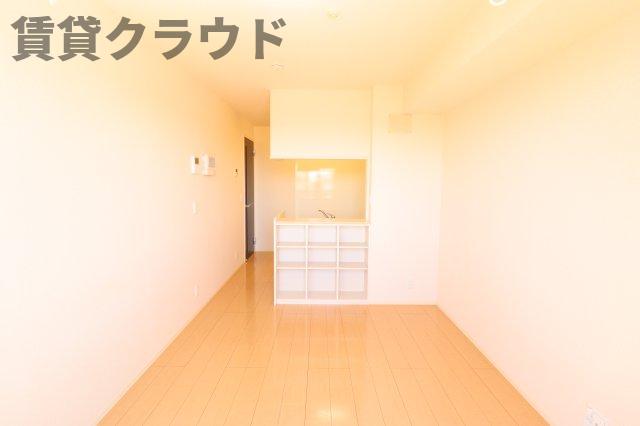 居室・リビング　明るいリビングだと気分も上がりますね！