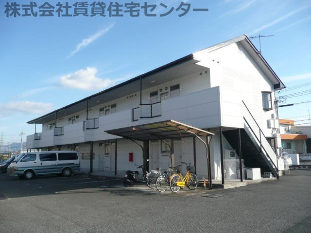 ガーデンハイツ田園の建物外観