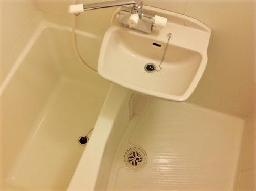 バス・シャワールーム　現況優先