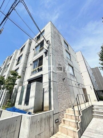 ＺＥＳＴＹ駒沢大学IIの建物外観