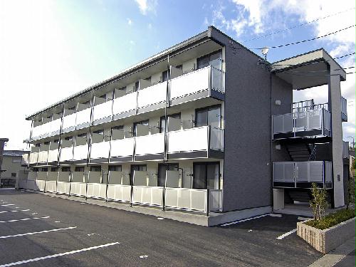 【レオパレスＭＡＮＡＴＯの建物外観】