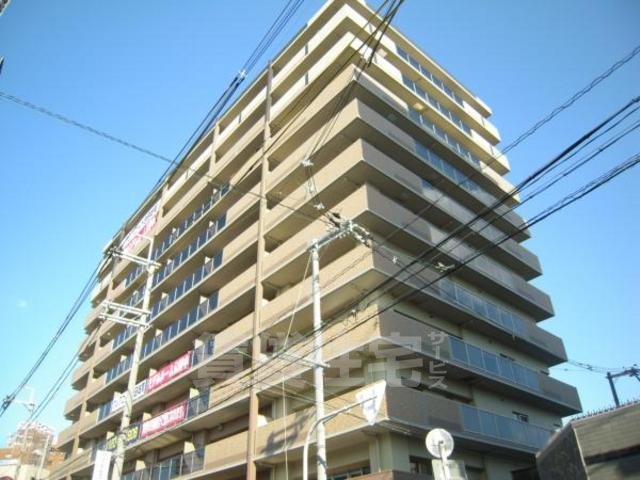 【クレアコート池田城南ウエストキャッスルの建物外観】