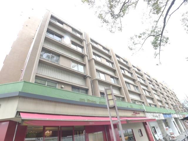 名古屋市東区橦木町のマンションの建物外観