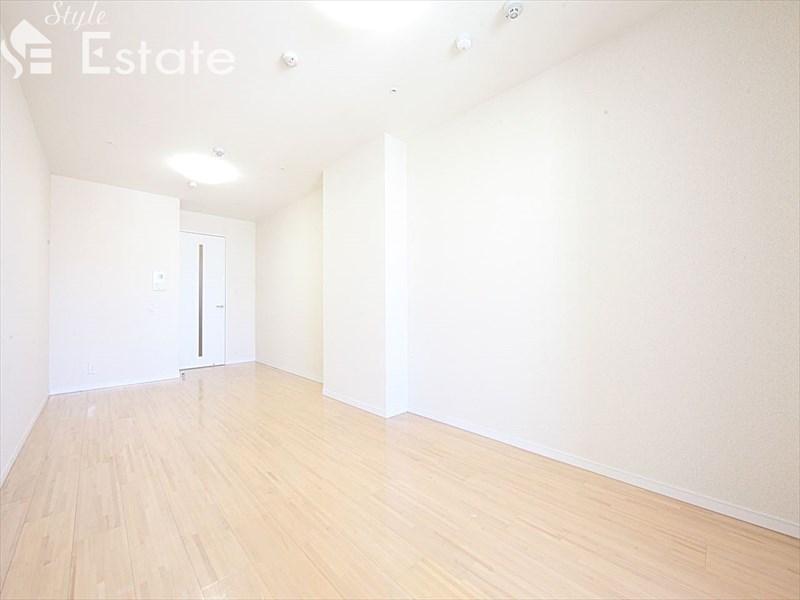 居室・リビング　内装