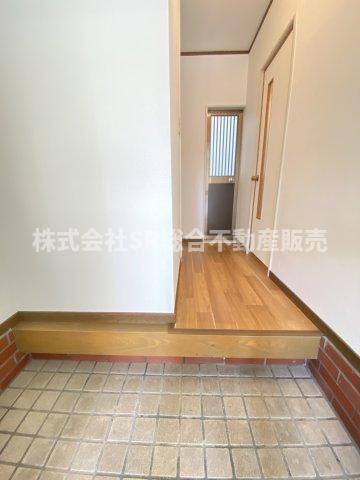 瓢箪山町貸家の玄関写真