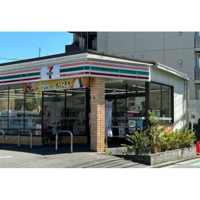 コンビニ　セブンイレブン　横浜永田東２丁目店（コンビニ）まで603m