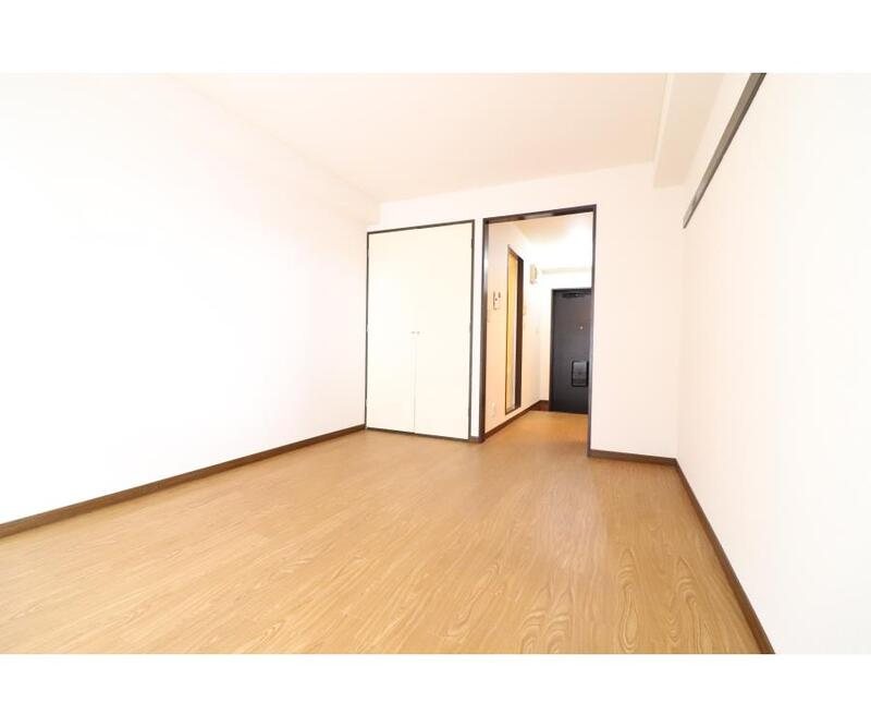 その他部屋・スペース　フローリング仕様の綺麗な室内です。