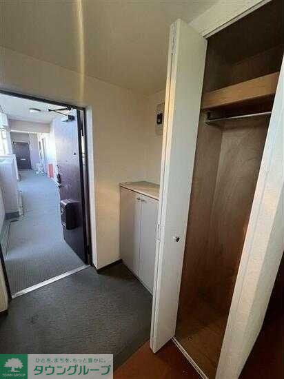 玄関　※別部屋参考写真です