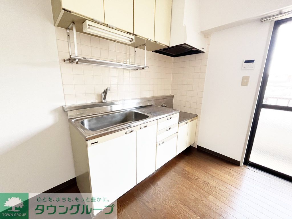 キッチン　★お部屋探しは株式会社タウンハウジング東京まで★