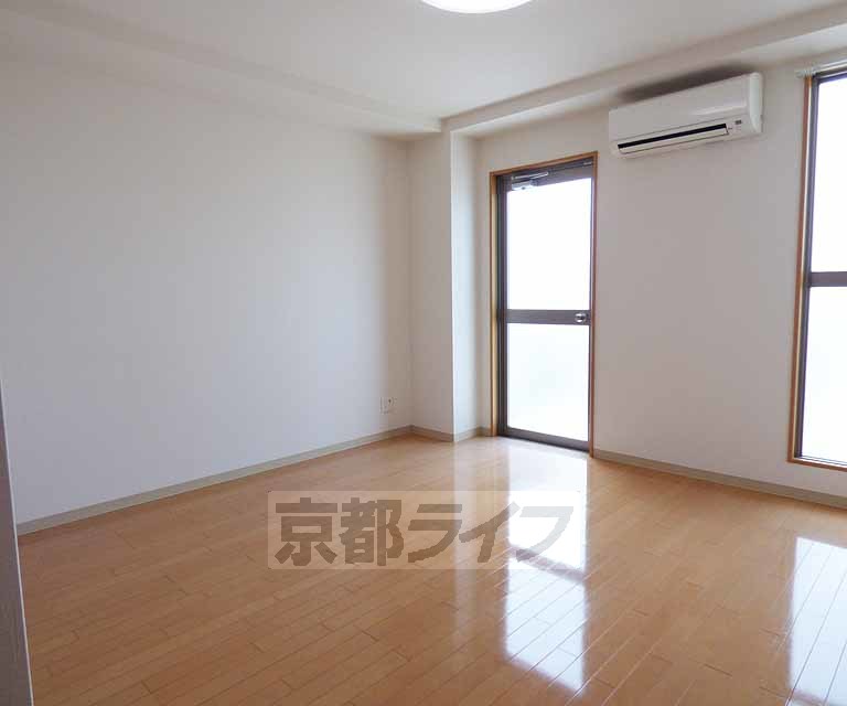 居室・リビング　綺麗なお部屋です。