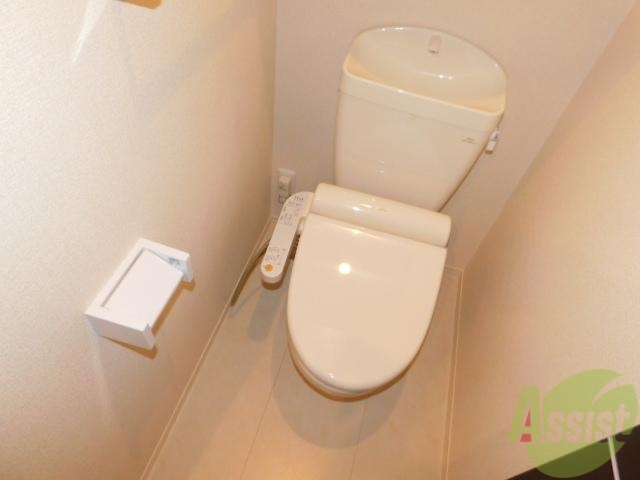 トイレ　ウォシュレット付きです
