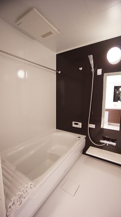 バス・シャワールーム　追い焚き機能付き一坪風呂でゆったりバスタイムを♪