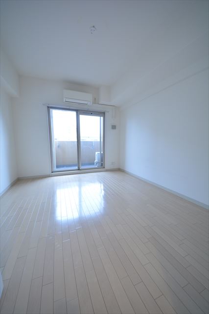 居室・リビング　プレサンス上町台東平　洋室