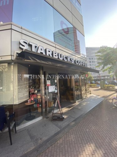 飲食店　スターバックスコーヒー 大宮西口店（飲食店）まで656m