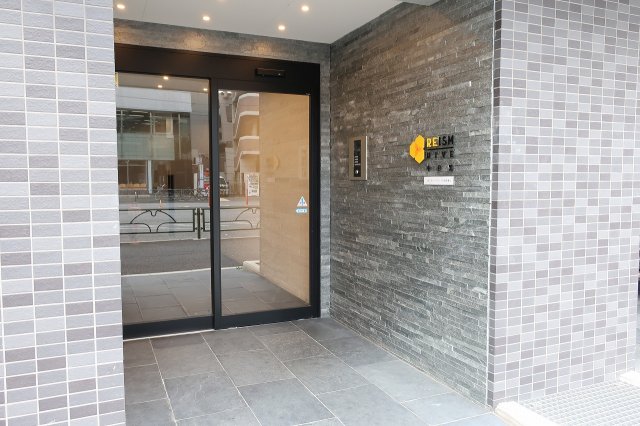 エントランス　建物の内部です