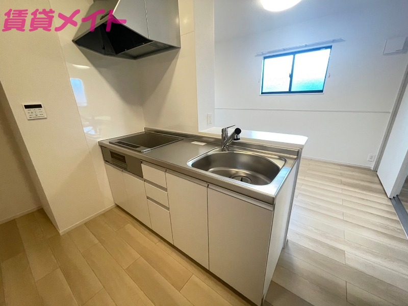 キッチン　同型参考写真