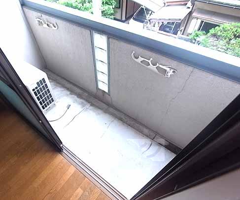 バルコニー　ベランダに洗濯機設置可能です