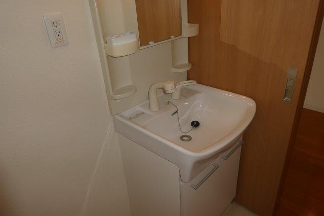 洗面設備　シャンプードレッサー