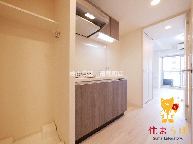 キッチン　「ただの部屋探しじゃない。“あなたの暮らし”探しです。」