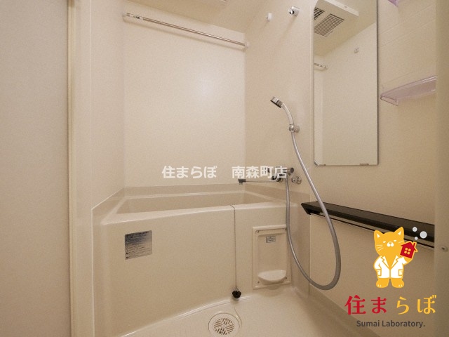 バス・シャワールーム　「見た目じゃなく、心に“しっくりくる”を大切に。」