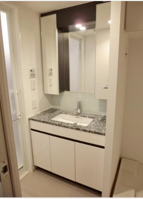 洗面設備　別部屋画像参照