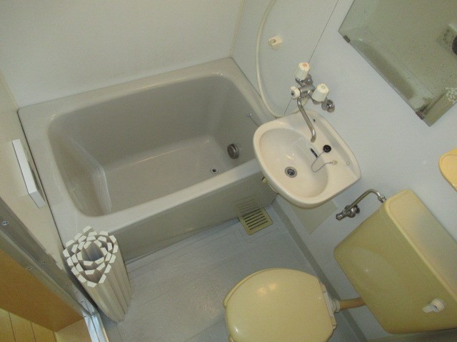 バス・シャワールーム　バス