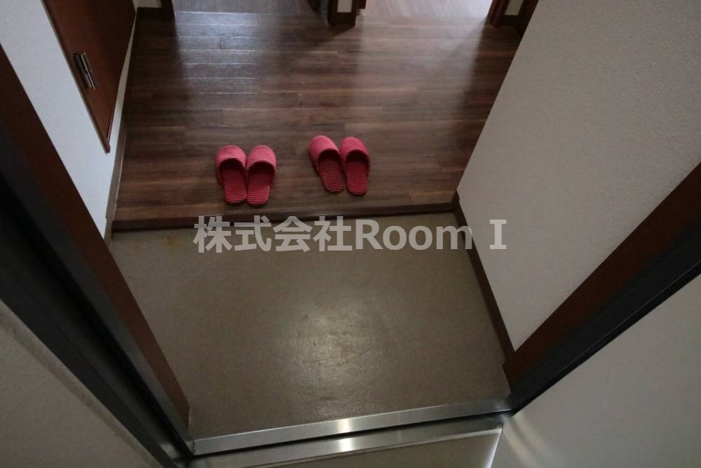 玄関　落ち着いた玄関です