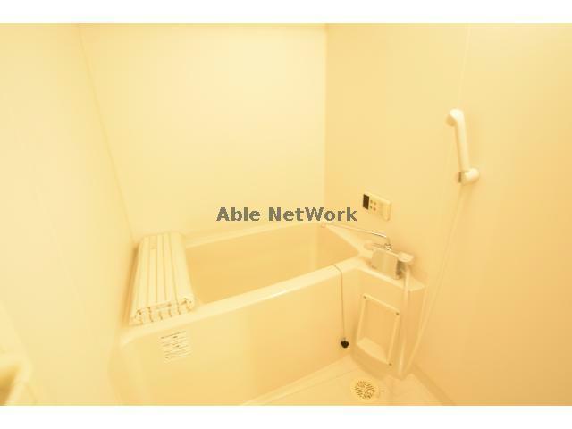 バス・シャワールーム　室内写真は同物件他号室のものです