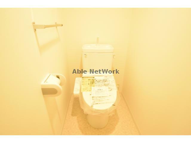 トイレ　室内写真は同物件他号室のものです