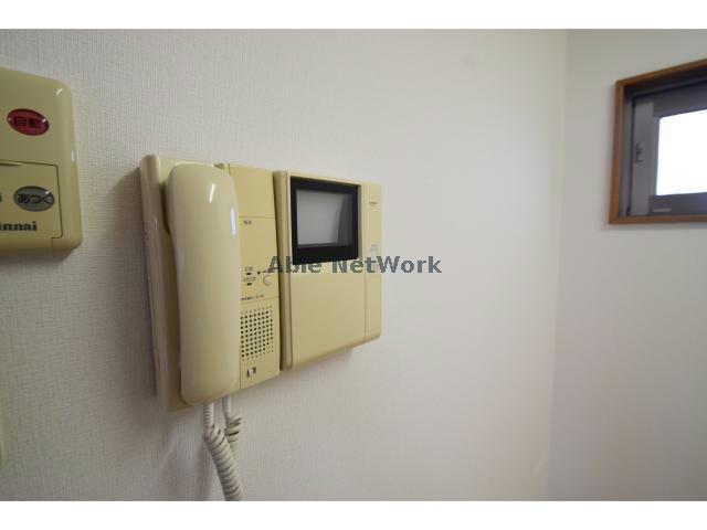 セキュリティ　室内写真は同物件他号室のものです