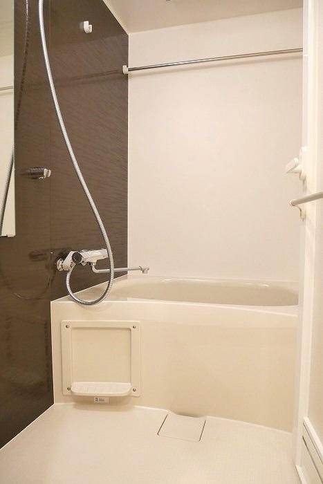 バス・シャワールーム　清潔な浴室！