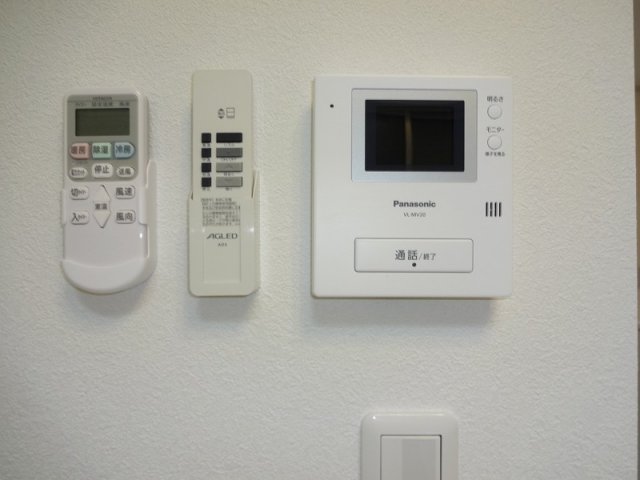 セキュリティ　来訪者が確認できる女性に安心の「TVモニターホン」