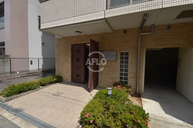 エントランス　クラウディア野江　エントランス