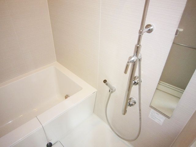 バス・シャワールーム　浴室