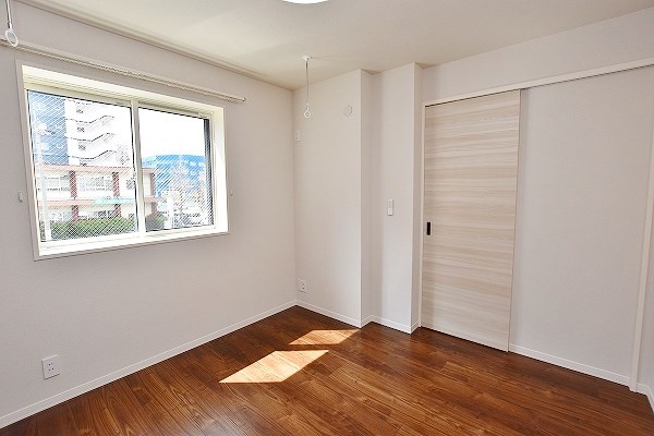 その他部屋・スペース　★洋室5.4帖★