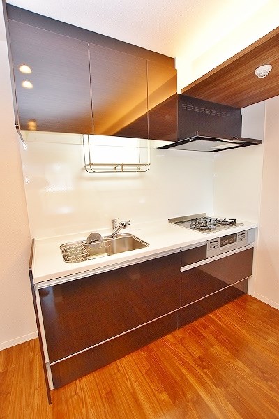 キッチン　★システムキッチングリル付き/３口コンロ★