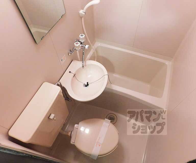 バス・シャワールーム　綺麗なユニットバスです