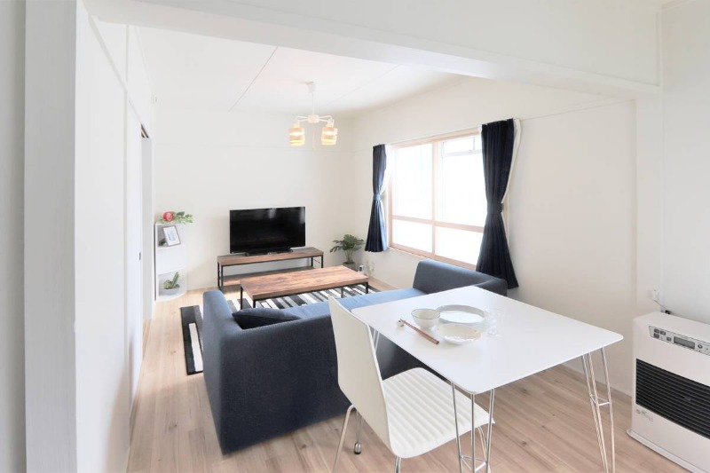 居室・リビング　明るく広々リビングスペース♪