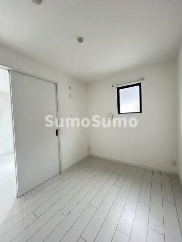 その他部屋・スペース　落ち着いて過ごせるお部屋なので、寝室にいかがでしょうか