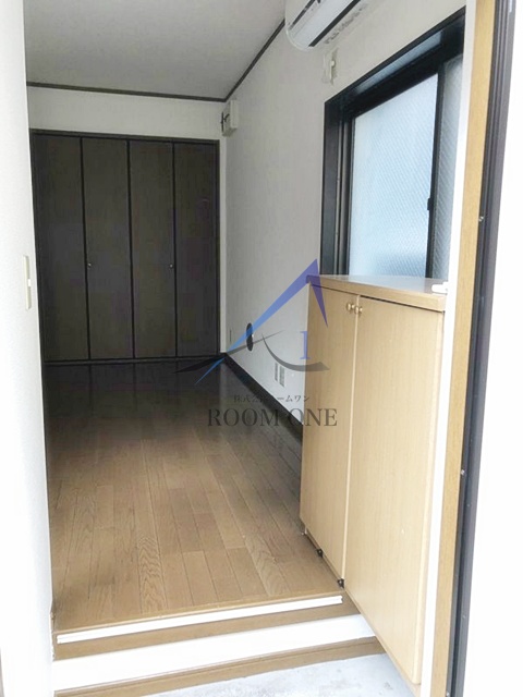 玄関　玄関です。