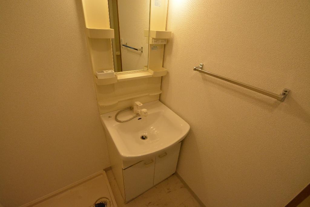 洗面設備　洗髪洗面化粧台