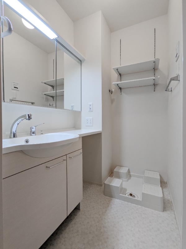 洗面設備　図面と現状に相違がある場合には現状を優先