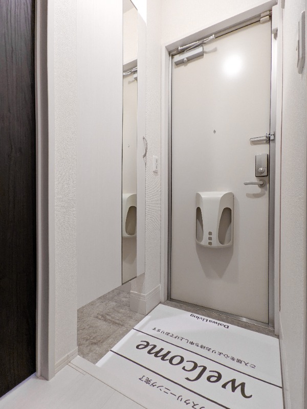 玄関　図面と現状に相違がある場合には現状を優先