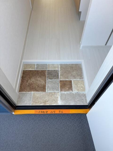 玄関　?