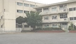 小学校　横浜市立白幡小学校（小学校）まで1070m