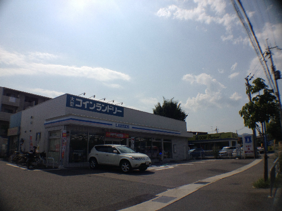 コンビニ　ローソン 桂朝日町店（コンビニ）まで200m